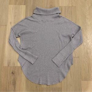 Aritzia | TNA Brown Waffle Knit Turtleneck 🤎